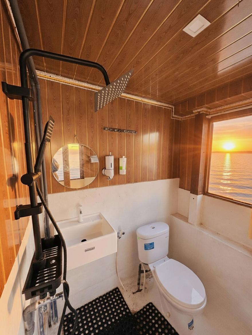 Jawa Master Cabin – Princess Nabila Phinisi